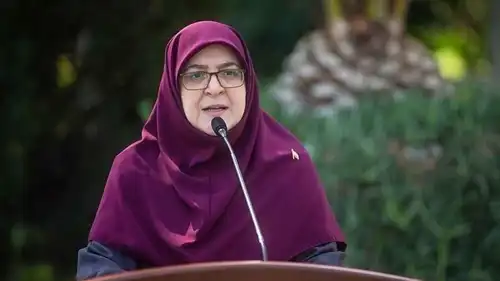 فاطمة مهاجراني، المتحدثة باسم الحكومة الإيرانية