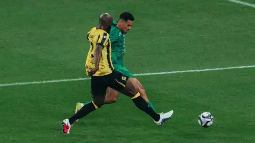 من مباراة الأهلي والاتحاد في دوري روشن