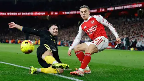 مباراة آرسنال ومانشستر يونايتد في الدوري الإنجليزي