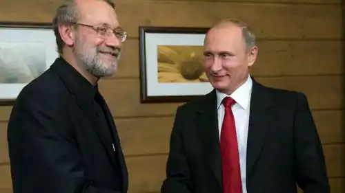 علي لاريجان والرئيس الروسي فلاديمير بوتين 