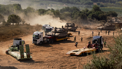 تجمع للجيش الإسرائيلي بالقرب من الحدود مع لبنان