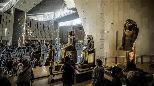 آثار مصرية معروضة في أحد المتاحف