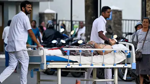  بحار إيراني مصاب يتلقى العلاج في مستشفى كارابيتيا 