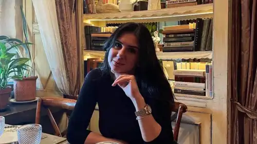 الشابة التركية بيرفو خطيب أوغلو