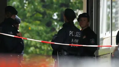 الشرطة الألمانية في مكان وقوع حادثة طعن