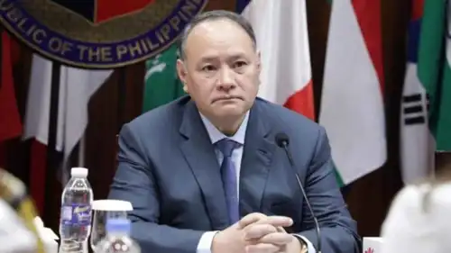 وزير الدفاع الفلبيني جيلبرتو تيودورو