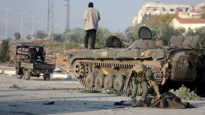 الفصائل المسلحة تواصل تمددها