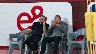 محمود الخطيب رئيس النادي الأهلي ومحمد رمضان المدير الرياضي