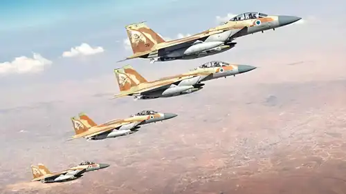 مقاتلات إسرائيلية خلال ضربة سابقة على إيران