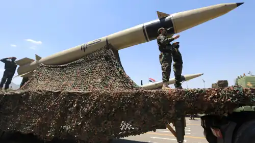 عرض عسكري لميليشيا الحوثي