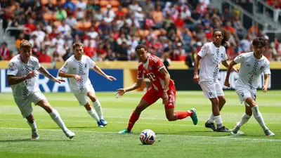 بايرن ميونخ يسحق أوكلاند سيتي