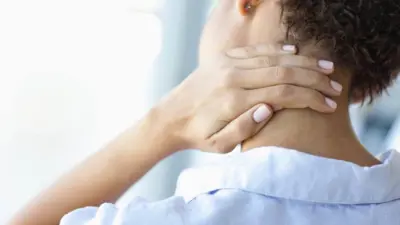 طقطقة الرقبة