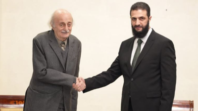 أبو محمد الجولاني ووليد جنبلاط