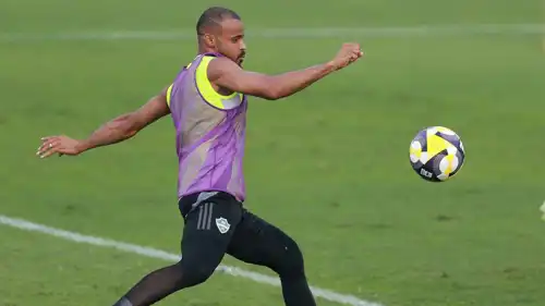 علي مجرشي نجم الأهلي السعودي