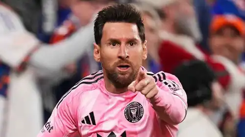 ليونيل ميسي قائد إنتر ميامي