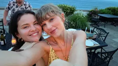 تايلور وسيلينا 