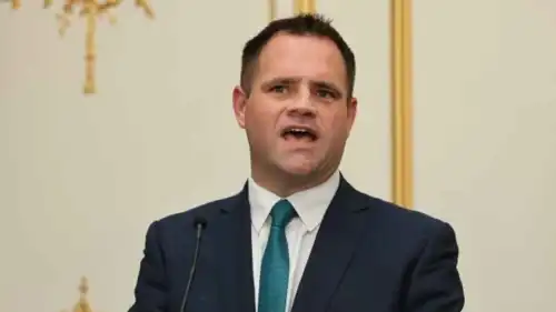 وزير الدولة الإيرلندي نيل ريتشموند