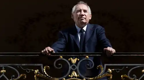  رئيس الوزراء الفرنسي فرانسوا بايرو 