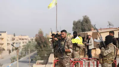 أفراد من قوات سوريا الديمقراطية