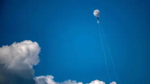 جانب من اعتراضات الصواريخ الإيرانية في سماء إسرائيل