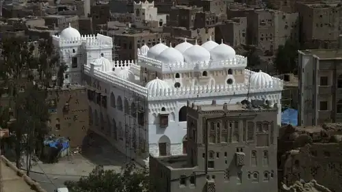 مدرسة العامرية في رداع