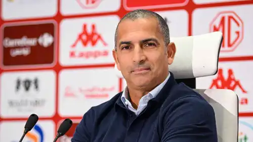 صبري اللموشي المدير الفني للمنتخب التونسي