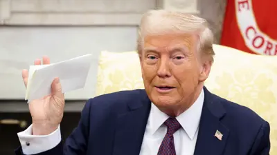 ترامب خلال لقائه ستارمر