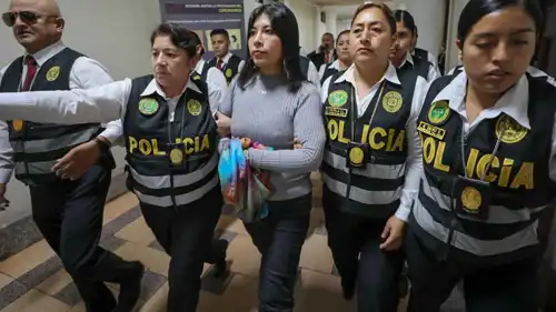 رئيسة الوزراء السابقة بيتسي تشافيز