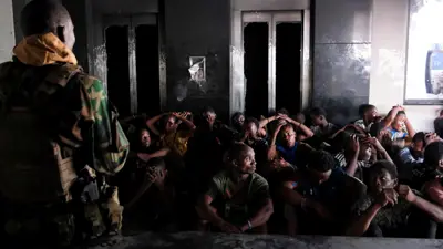 جنود كونغوليون يحتجزون متظاهرين في مبنى السفارة الرواندية