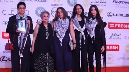 صناع وأبطال الفلم الفلسطيني "ضايل عنا عرض"