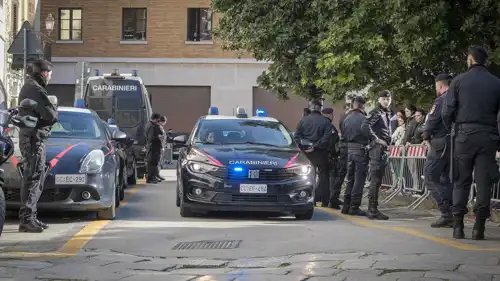 الشرطة الإيطالية 