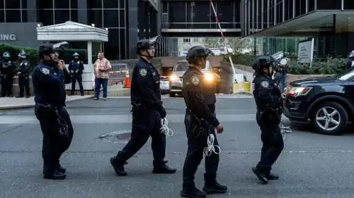 أفراد من الشرطة الأمريكية 