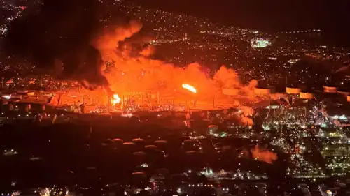 من موقع الحريق