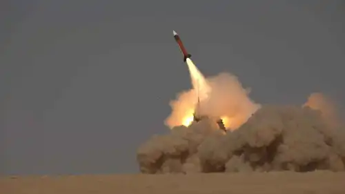 لحظة إطلاق صاروخ أمريكي