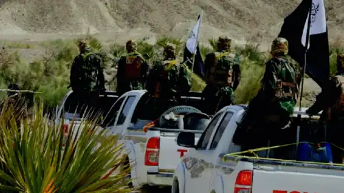عناصر مسلحة تتبع لتنظيم جيش العدل البلوشي