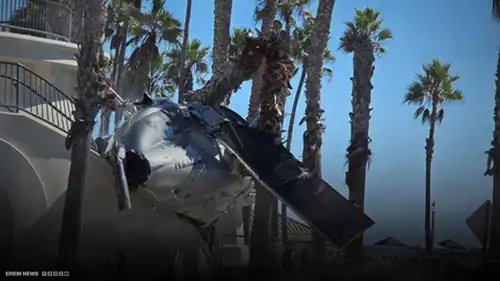 فيديو يحبس الأنفاس.. مروحية تهوي أمام حشود على شاطئ كاليفورنيا