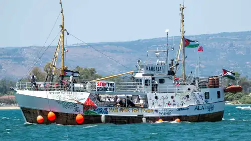 سفينة تابعة لأسطول الحرية 