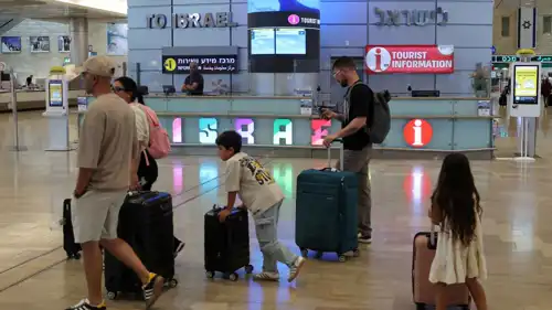 مطار بن غوريون في تل أبيب