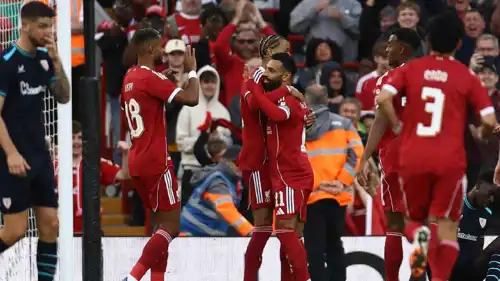 احتفال محمد صلاح بهدفه في مباراة ليفربول وأتلتيك بلباو