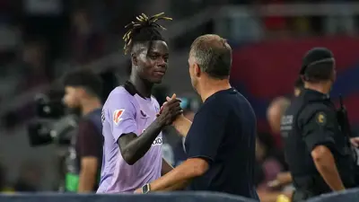 نيكو ويليامز وهانزي فليك