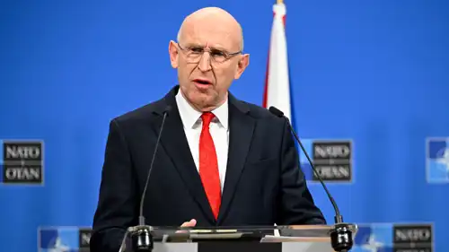 وزير الدفاع البريطاني جون هيلي