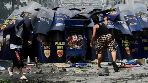 شرطة مكافحة الشغب في الفلبين