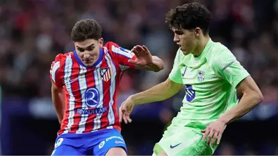 جوليان ألفاريز في مواجهة برشلونة