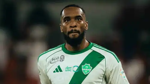 إيفان توني مهاجم الأهلي السعودي