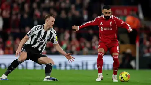 محمد صلاح في مباراة ليفربول ونيوكاسل