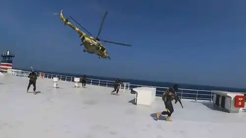 حوثيون يسيطرون على سفينة تجارية - أرشيف