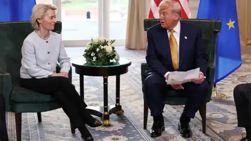 الرئيس ترامب ورئيسة المفوضية الأوروبية فون دير لاين.
