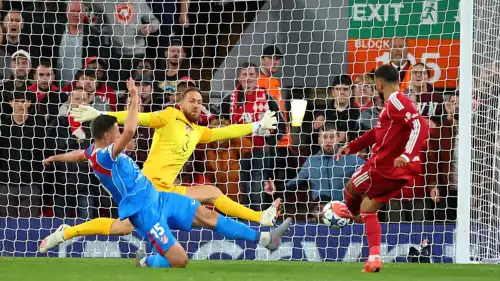 محمد صلاح يسجل في شباك أتلتيكو مدريد