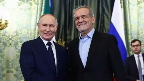 مسعود بزشكيان وفلاديمير بوتين 