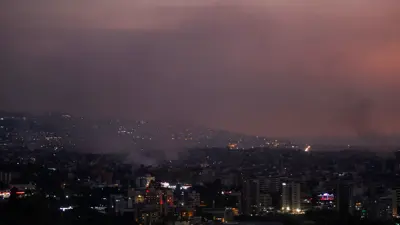 الدخان يتصاعد من مواقع مستهدفة في الضاحية الجنوبية لبيروت